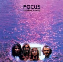 Moving Waves - Focus